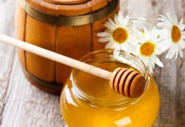 Mật ong để lâu có tốt không? Tìm hiểu sự thật với chuyên gia dinh dưỡng